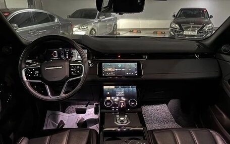 Land Rover Range Rover Evoque II, 2022 год, 2 700 000 рублей, 7 фотография