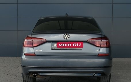 Volkswagen Passat B8 рестайлинг, 2017 год, 1 866 000 рублей, 5 фотография