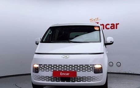 Hyundai Staria, 2022 год, 2 970 000 рублей, 3 фотография