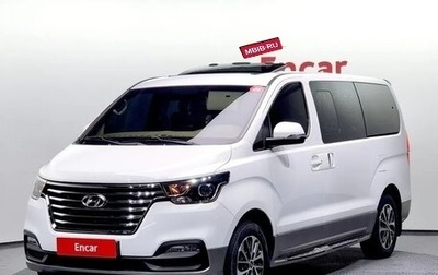 Hyundai Grand Starex Grand Starex I рестайлинг 2, 2019 год, 2 988 000 рублей, 1 фотография