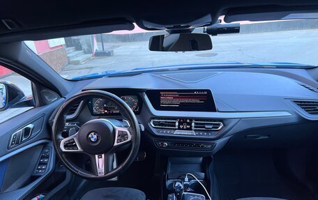 BMW 1 серия, 2019 год, 3 850 000 рублей, 12 фотография