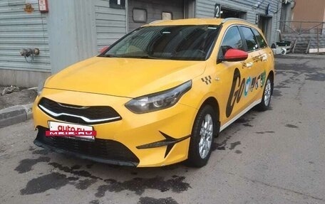 KIA cee'd III, 2021 год, 1 350 000 рублей, 2 фотография