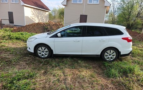 Ford Focus III, 2013 год, 700 000 рублей, 2 фотография