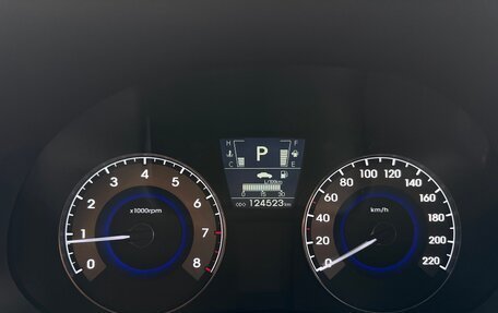Hyundai Solaris II рестайлинг, 2012 год, 900 000 рублей, 11 фотография