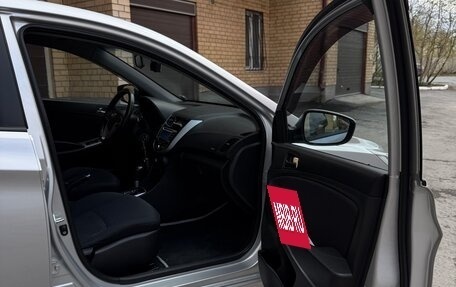 Hyundai Solaris II рестайлинг, 2012 год, 900 000 рублей, 8 фотография