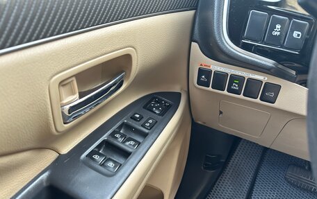 Mitsubishi Outlander III рестайлинг 3, 2019 год, 2 450 000 рублей, 31 фотография