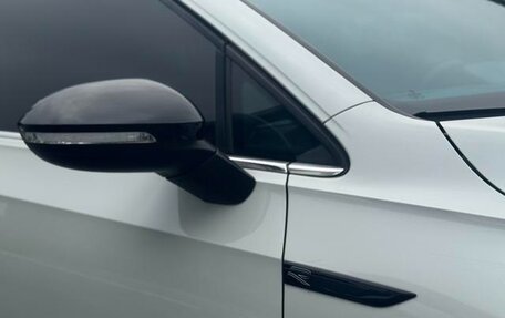 Volkswagen Golf VIII, 2022 год, 1 950 999 рублей, 13 фотография