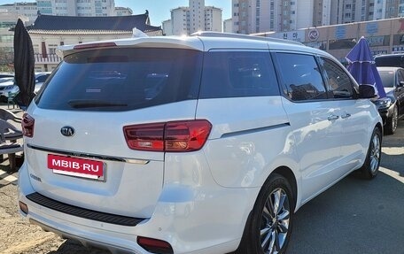 KIA Carnival III, 2021 год, 2 000 012 рублей, 3 фотография