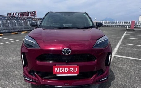 Toyota Yaris Cross, 2022 год, 1 350 055 рублей, 2 фотография