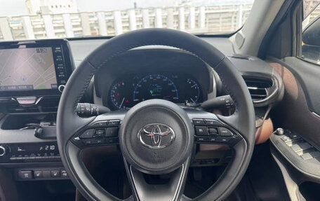 Toyota Yaris Cross, 2022 год, 1 350 055 рублей, 12 фотография
