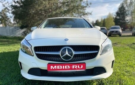 Mercedes-Benz A-Класс, 2017 год, 1 650 000 рублей, 2 фотография