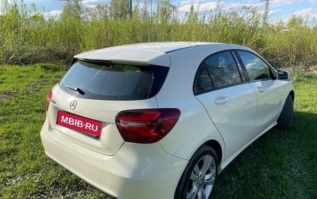 Mercedes-Benz A-Класс, 2017 год, 1 650 000 рублей, 4 фотография
