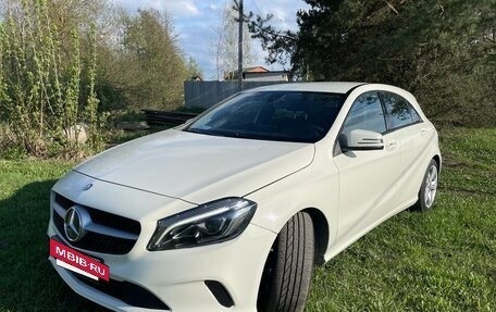Mercedes-Benz A-Класс, 2017 год, 1 650 000 рублей, 9 фотография