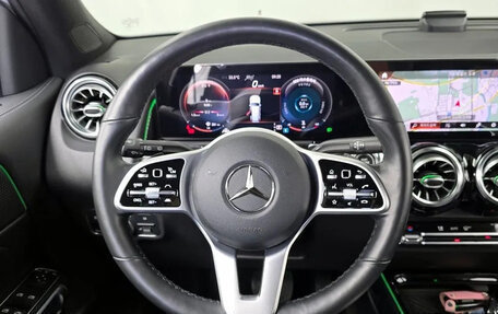 Mercedes-Benz GLB, 2021 год, 2 700 000 рублей, 11 фотография