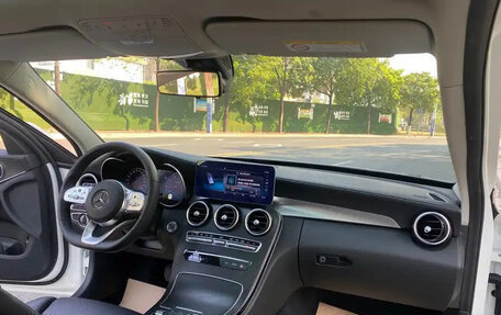 Mercedes-Benz C-Класс, 2021 год, 2 100 000 рублей, 16 фотография