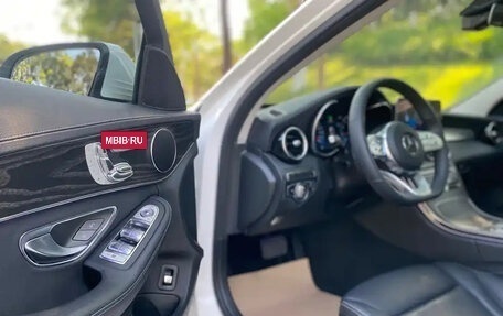 Mercedes-Benz C-Класс, 2021 год, 2 100 000 рублей, 15 фотография