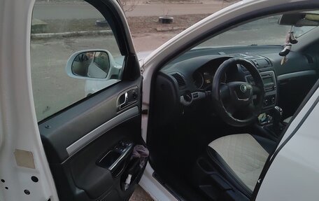 Skoda Octavia, 2012 год, 800 000 рублей, 4 фотография