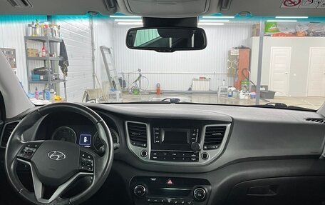 Hyundai Tucson III, 2017 год, 2 170 000 рублей, 10 фотография