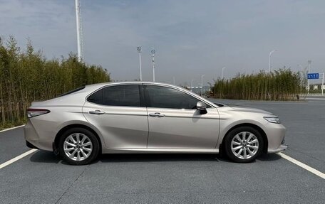 Toyota Camry, 2020 год, 2 100 443 рублей, 4 фотография