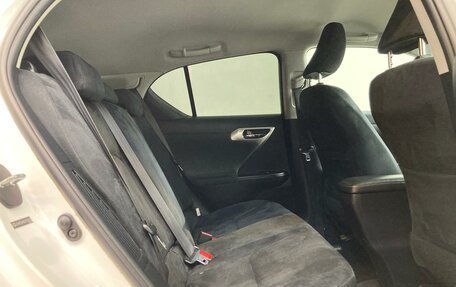 Lexus CT I рестайлинг, 2013 год, 1 850 000 рублей, 17 фотография