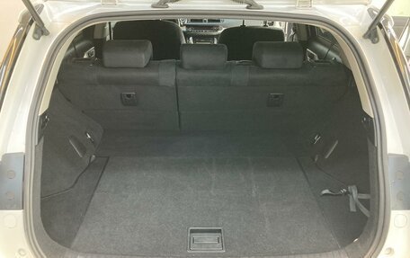 Lexus CT I рестайлинг, 2013 год, 1 850 000 рублей, 22 фотография