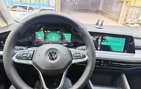 Volkswagen Golf VIII, 2021 год, 1 564 000 рублей, 7 фотография