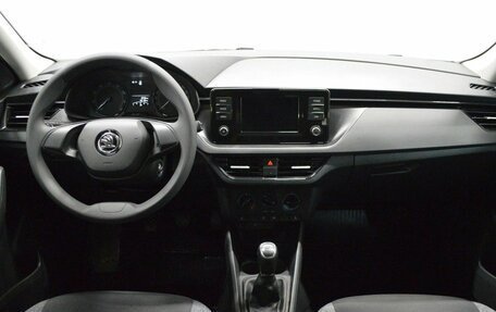 Skoda Rapid II, 2021 год, 1 500 000 рублей, 14 фотография