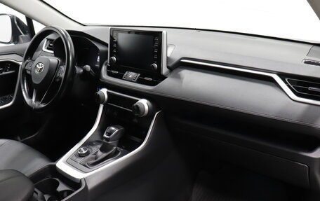 Toyota RAV4, 2021 год, 3 081 000 рублей, 10 фотография