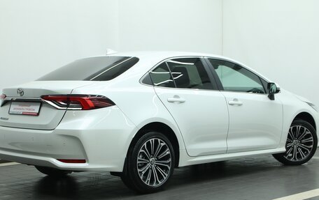 Toyota Corolla, 2021 год, 2 860 000 рублей, 2 фотография