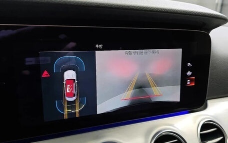 Mercedes-Benz E-Класс, 2021 год, 2 850 000 рублей, 15 фотография
