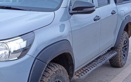 Toyota Hilux VIII, 2018 год, 3 600 000 рублей, 6 фотография