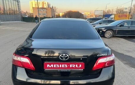 Toyota Camry, 2008 год, 700 000 рублей, 18 фотография