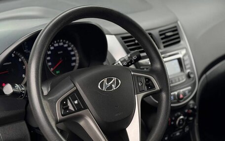 Hyundai Solaris II рестайлинг, 2015 год, 870 000 рублей, 8 фотография