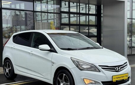 Hyundai Solaris II рестайлинг, 2015 год, 870 000 рублей, 4 фотография