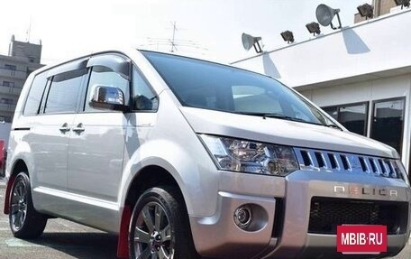 Mitsubishi Delica D:5 I, 2019 год, 2 210 000 рублей, 4 фотография