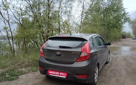 Hyundai Solaris II рестайлинг, 2012 год, 750 000 рублей, 7 фотография