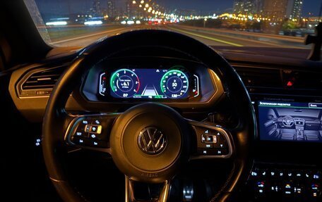 Volkswagen Tiguan II, 2019 год, 2 950 000 рублей, 10 фотография