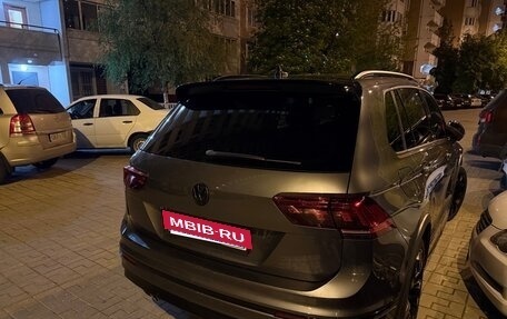 Volkswagen Tiguan II, 2019 год, 2 950 000 рублей, 4 фотография