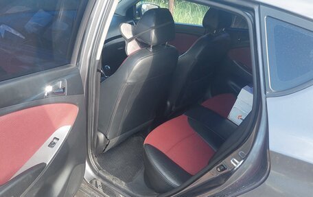 Hyundai Solaris II рестайлинг, 2011 год, 848 000 рублей, 6 фотография