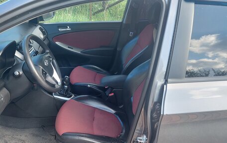 Hyundai Solaris II рестайлинг, 2011 год, 848 000 рублей, 8 фотография
