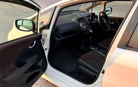 Honda Fit Shuttle I рестайлинг, 2012 год, 975 000 рублей, 19 фотография