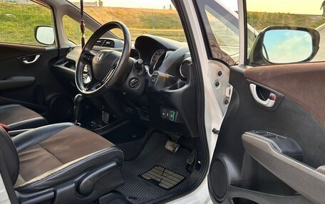 Honda Fit Shuttle I рестайлинг, 2012 год, 975 000 рублей, 16 фотография