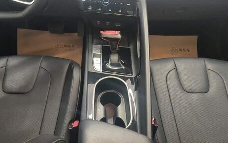 Hyundai Elantra, 2022 год, 1 550 000 рублей, 12 фотография