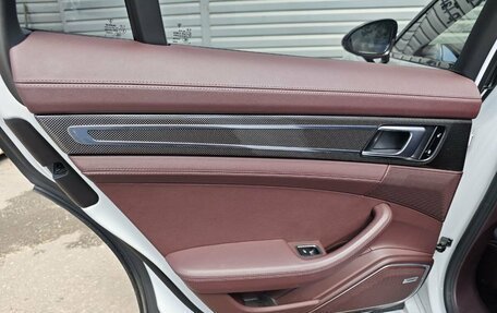 Porsche Panamera II рестайлинг, 2017 год, 6 297 000 рублей, 27 фотография