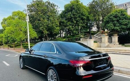 Mercedes-Benz E-Класс, 2022 год, 3 980 446 рублей, 5 фотография