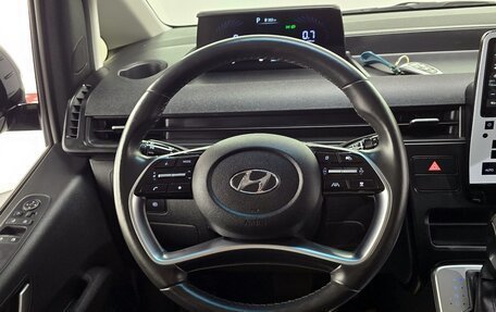 Hyundai Staria, 2021 год, 2 500 000 рублей, 7 фотография