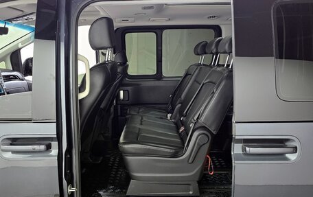 Hyundai Staria, 2021 год, 2 500 000 рублей, 20 фотография