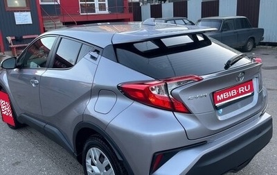 Toyota C-HR I рестайлинг, 2018 год, 2 490 000 рублей, 1 фотография