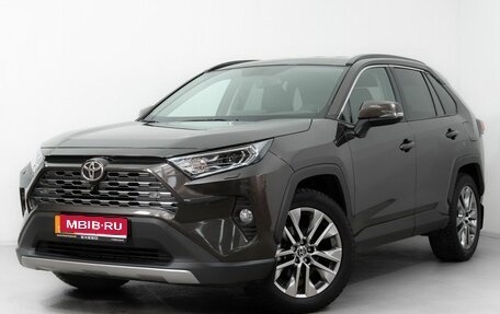 Toyota RAV4, 2021 год, 3 090 000 рублей, 1 фотография