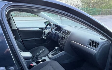 Volkswagen Jetta VI, 2016 год, 1 290 000 рублей, 5 фотография